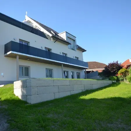 Pg Motel Teil Der Pg Glasbau Gmbh Bed and Breakfast Taufkirchen an der Trattnach