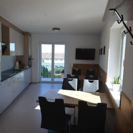 Bed and Breakfast Pg Motel Teil Der Pg Glasbau Gmbh *