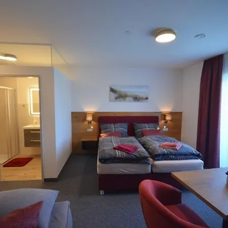 Pg Motel Teil Der Pg Glasbau Gmbh Taufkirchen an der Trattnach